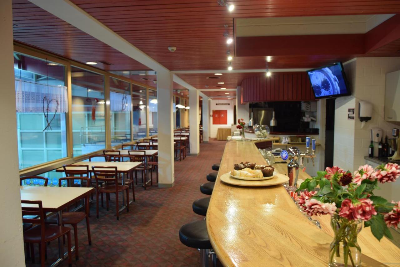 Campingplatz Mit Restaurant & Sportarena ลอยเคอร์บัด ภายนอก รูปภาพ