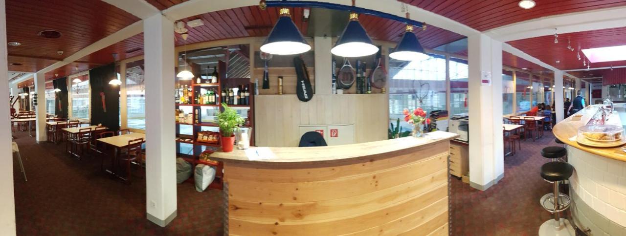 Campingplatz Mit Restaurant & Sportarena ลอยเคอร์บัด ภายนอก รูปภาพ